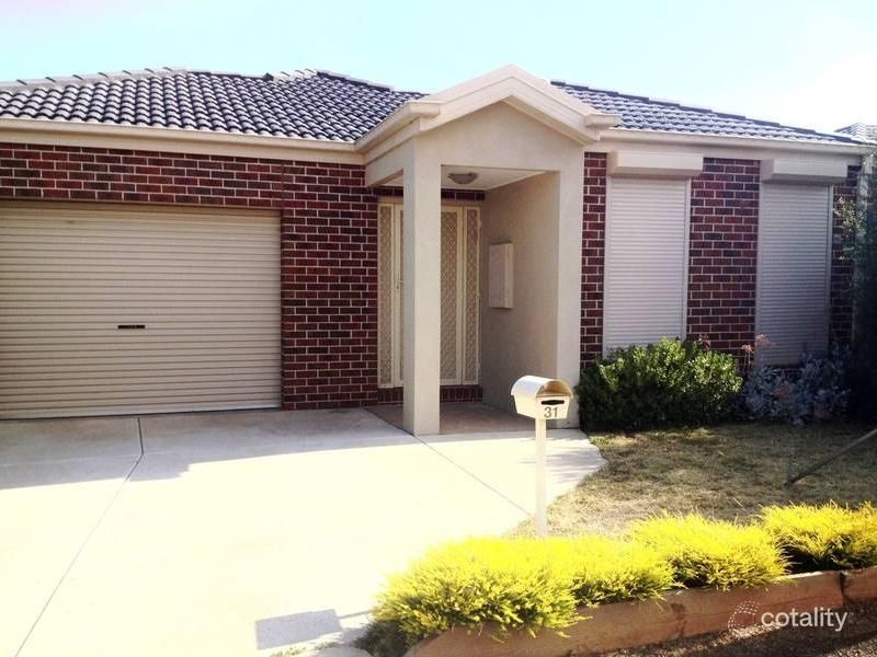 31 Scarborough Cres, Harkness, VIC 3337