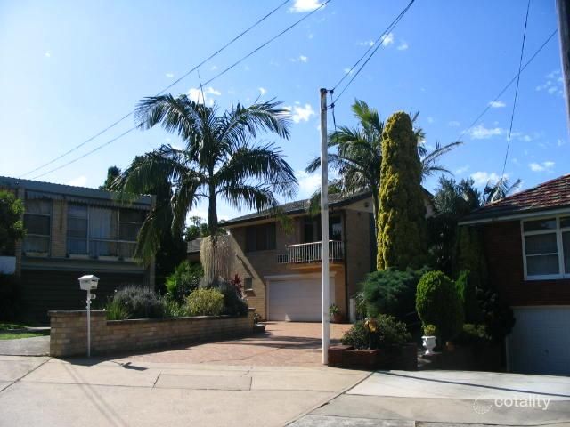 5a Rainbow Cres, Kingsgrove, NSW 2208