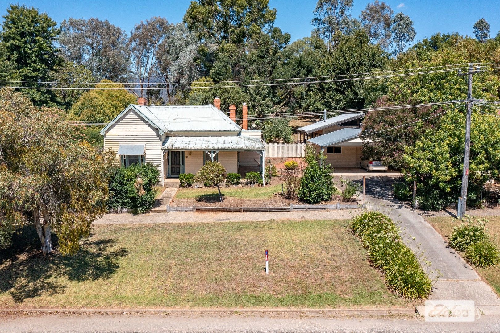 36 Kiewa East Rd, Tangambalanga, VIC 3691