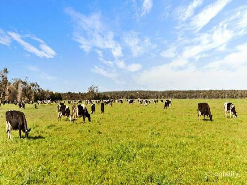 300 Coffeys Lane, Heathmere, VIC 3305