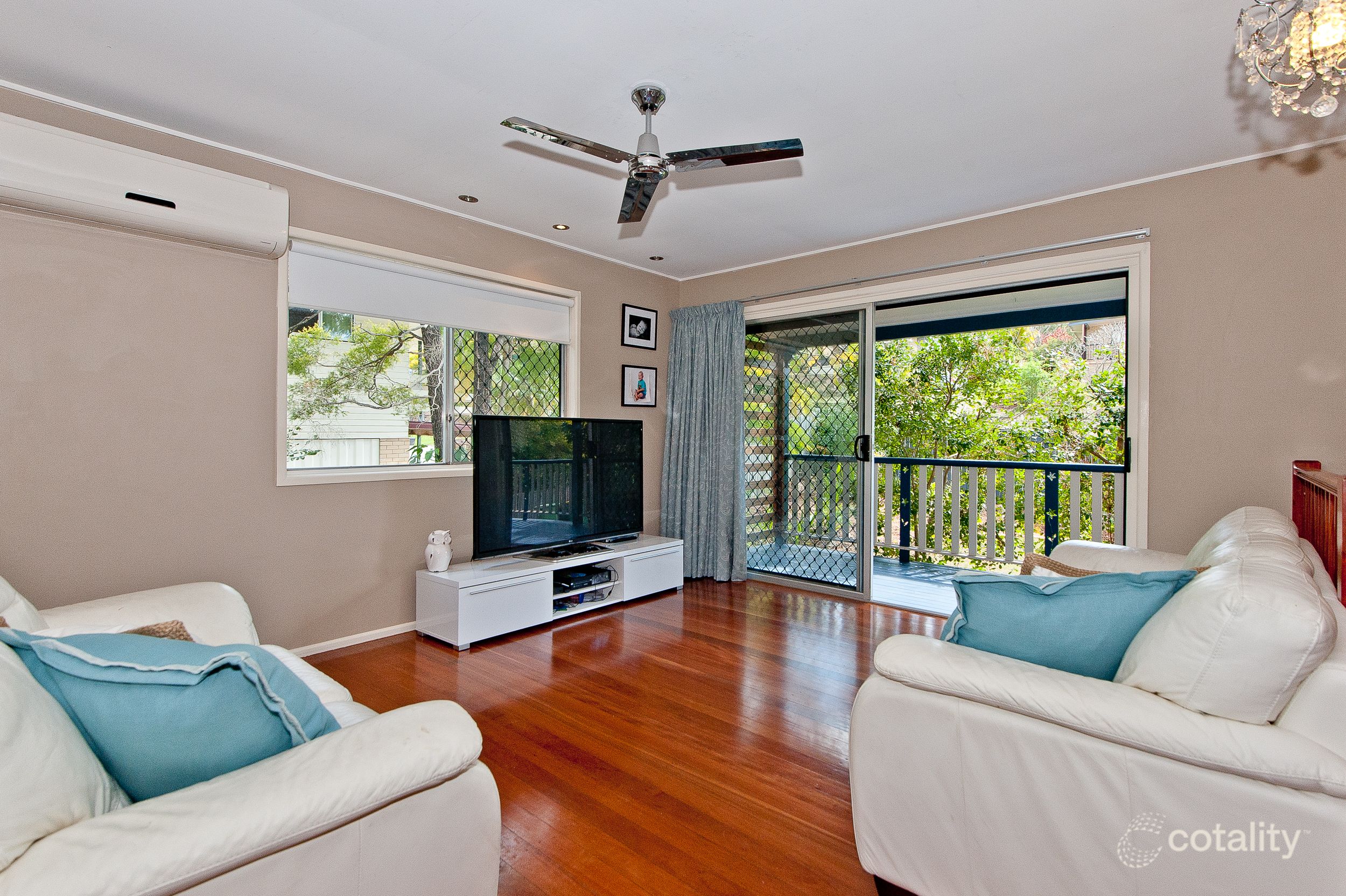 12 Tarnook Dr, Ferny Hills, QLD 4055