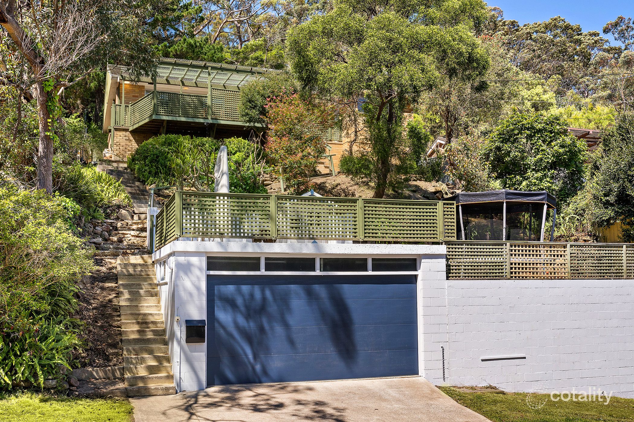 50 Sladden Rd, Yarrawarrah, NSW 2233