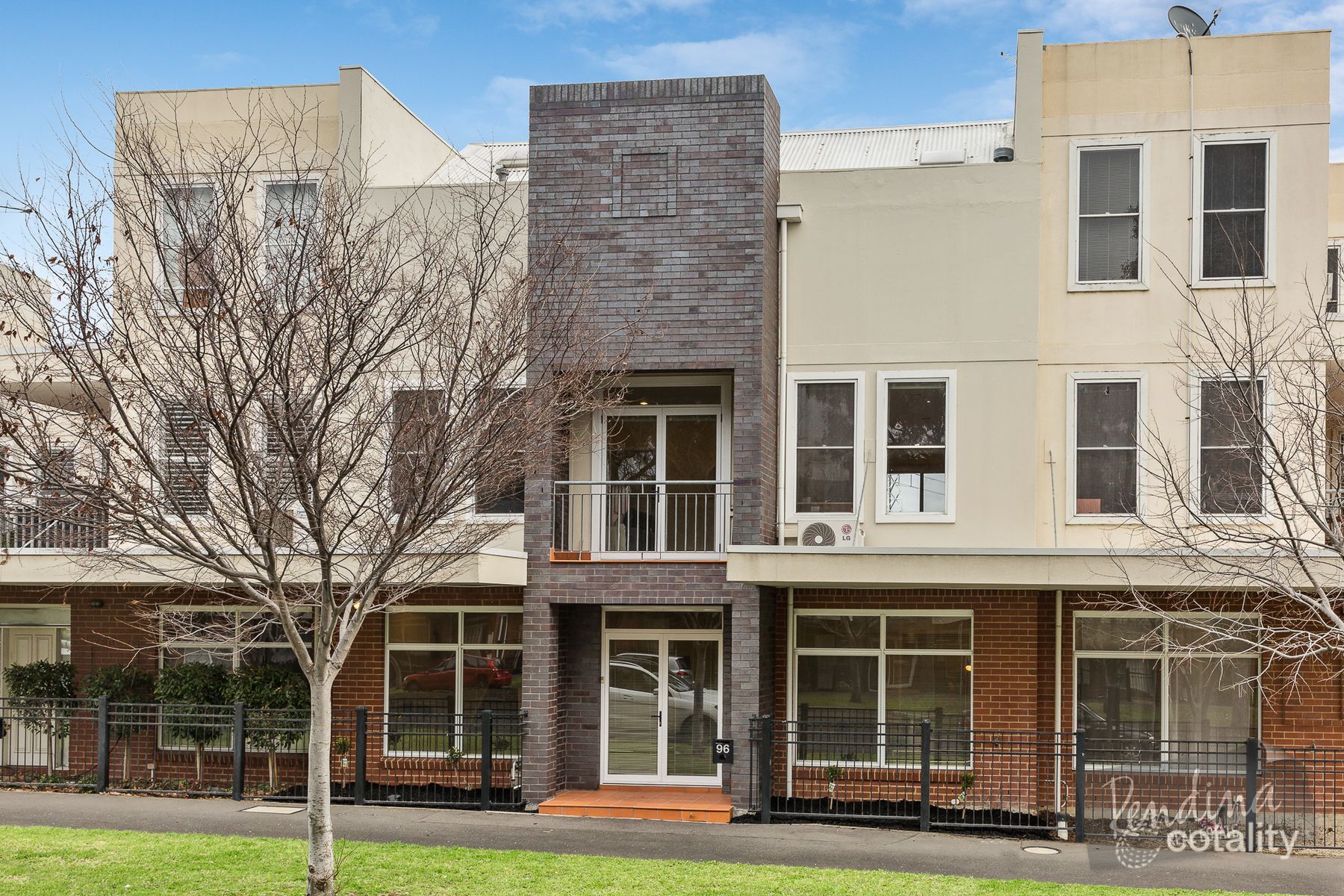 96-98 Mercantile Pde, Kensington, VIC 3031