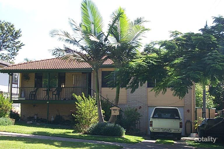 31 Eileen Ave, Southport, QLD 4215