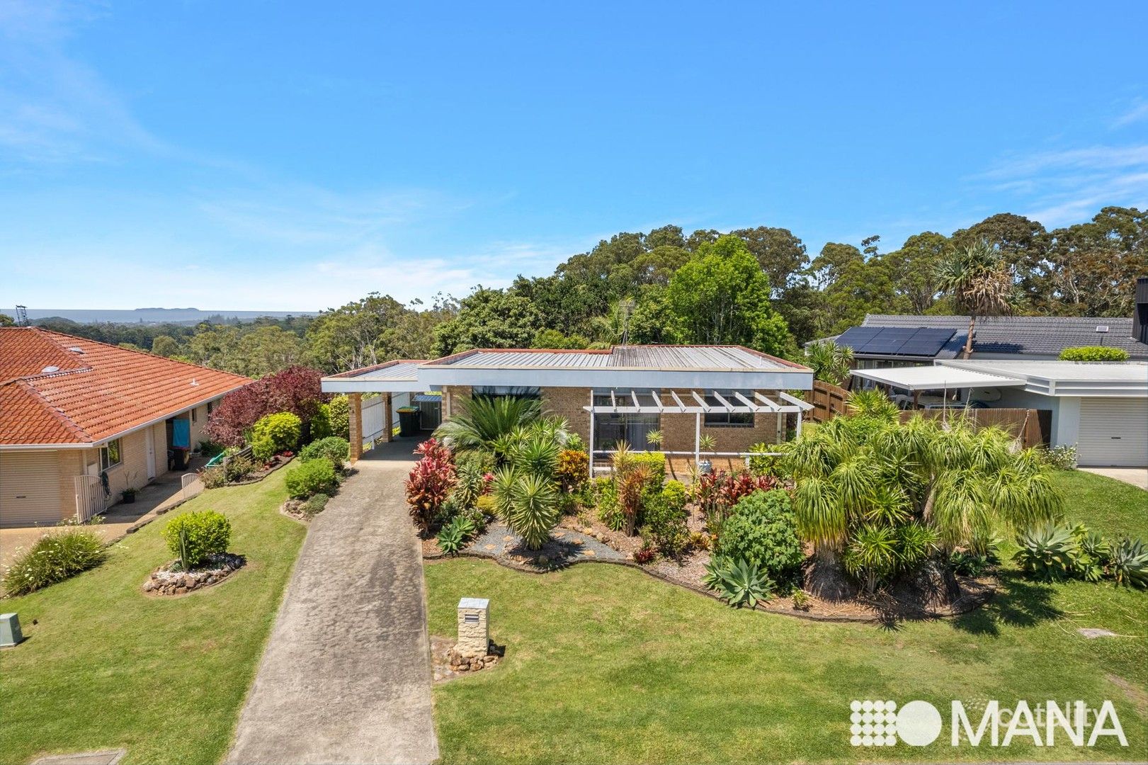 35 Yalla Kool Dr, Ocean Shores, NSW 2483