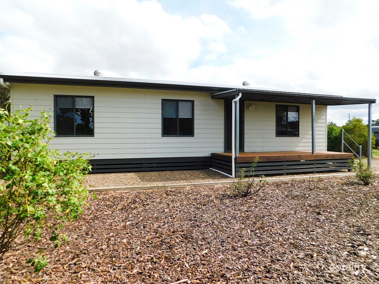 5 First St, Bordertown, SA 5268