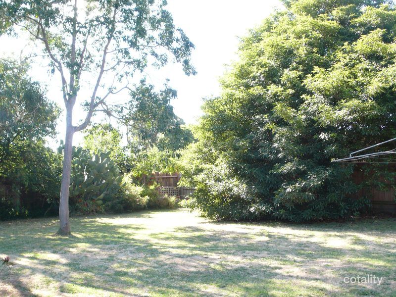 16 Keeler Ave, Bayswater, VIC 3153