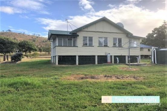 48 George St, Linville, QLD 4314