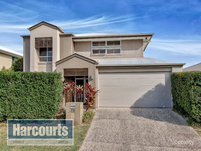 19 Petrie Cres, Aspley, QLD 4034