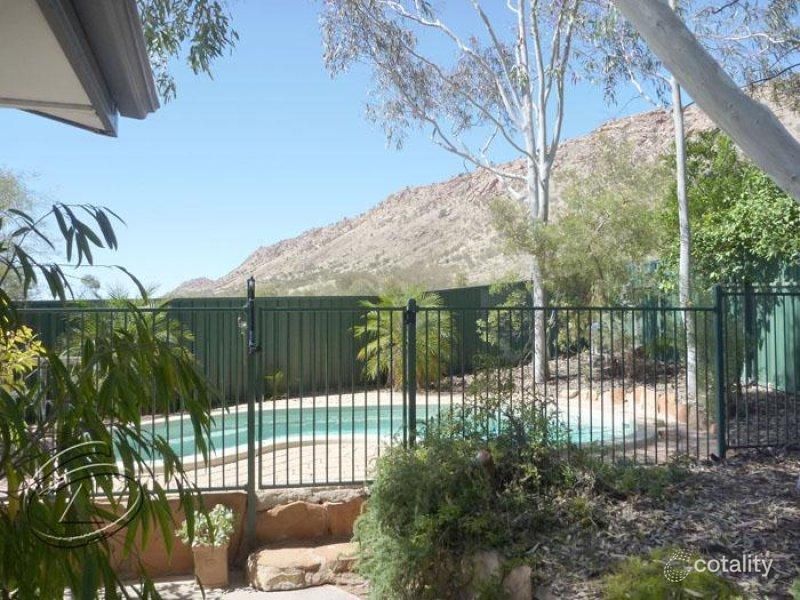 6 Macdonnell Ct, Mount Johns, NT 0874