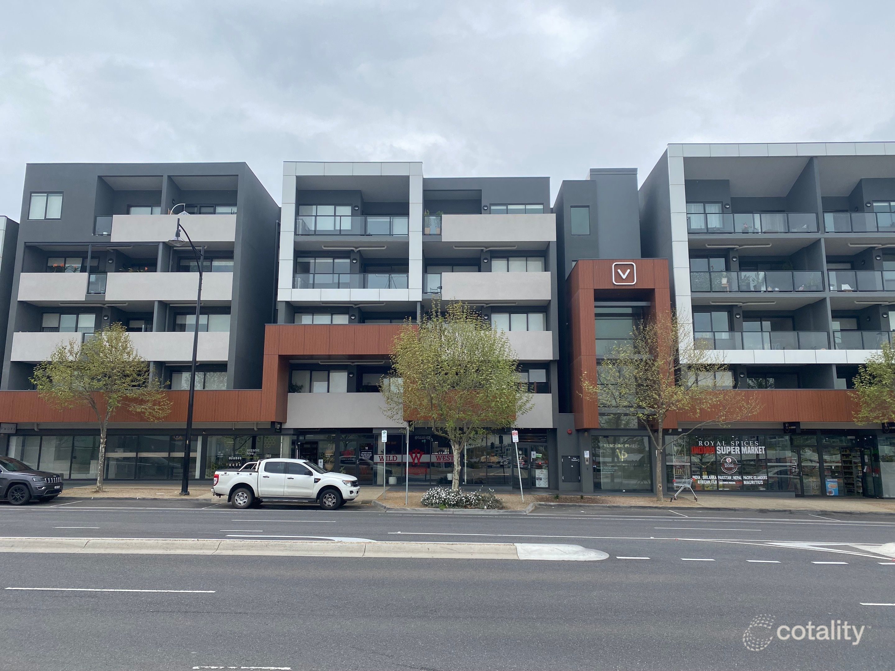 401/9 Commercial Rd, Caroline Springs, VIC 3023