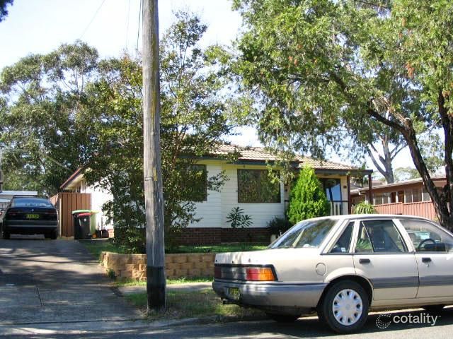 13 Dernancourt Pde, Milperra, NSW 2214