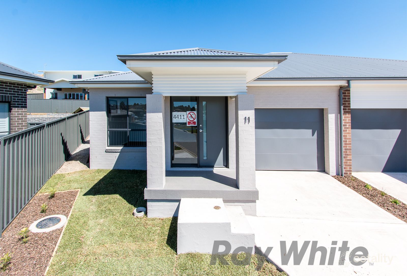 11 Kariba Cl, Macquarie Hills, NSW 2285