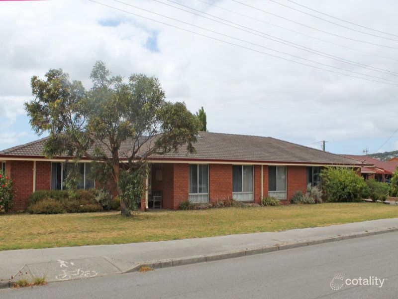 31 Anuaka Rd, Yakamia, WA 6330