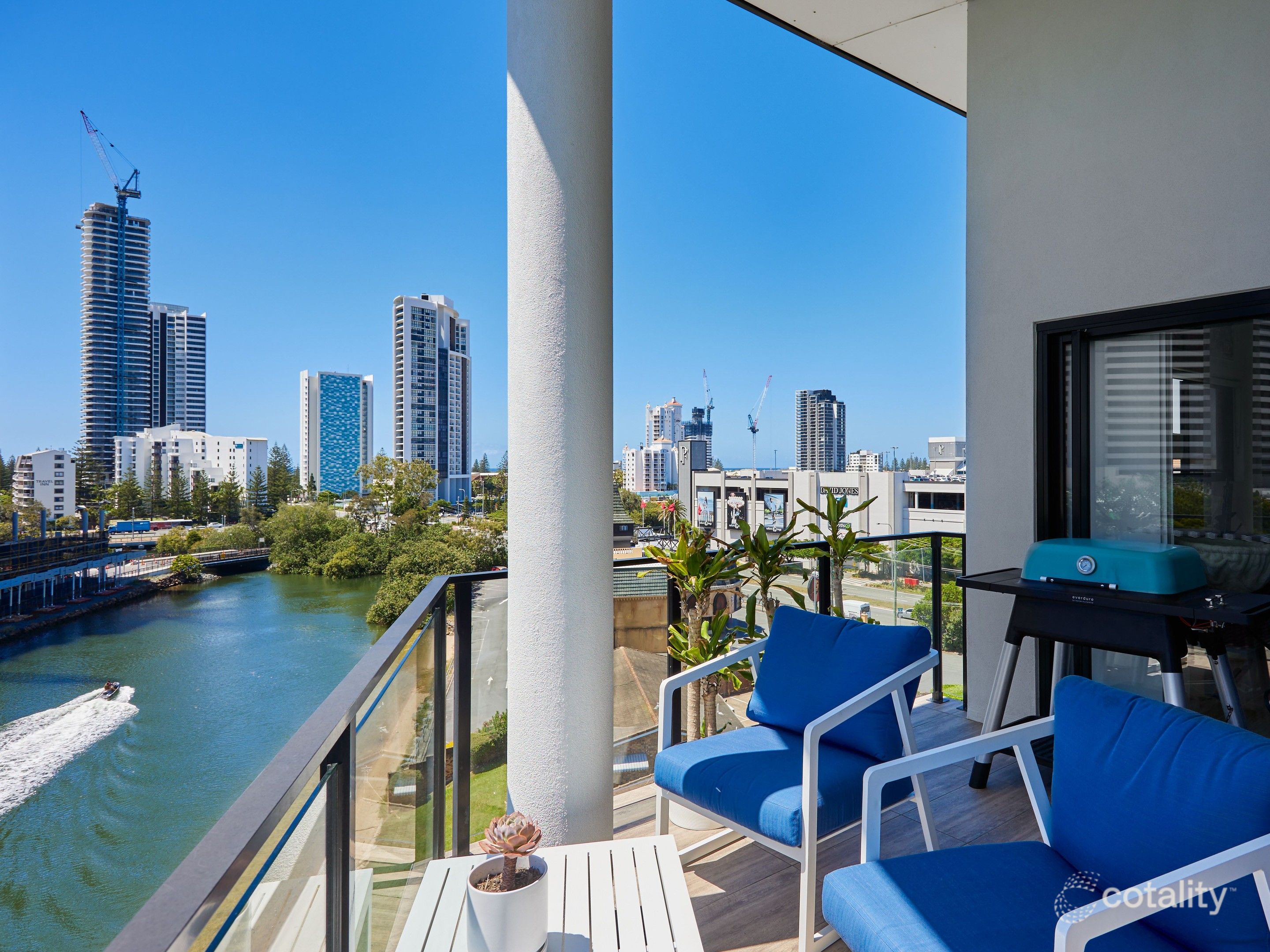 702/9 Hooker Bvd, Broadbeach Waters, QLD 4218