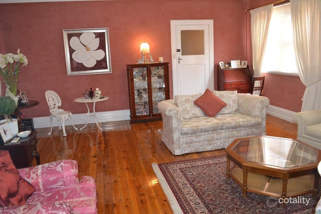 60-62 Otho St, Inverell, NSW 2360