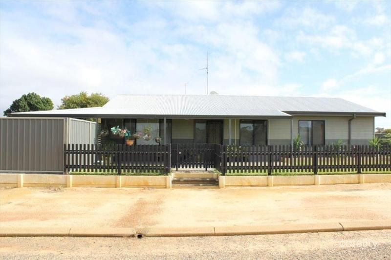 32 Wallis St, Ballidu, WA 6606