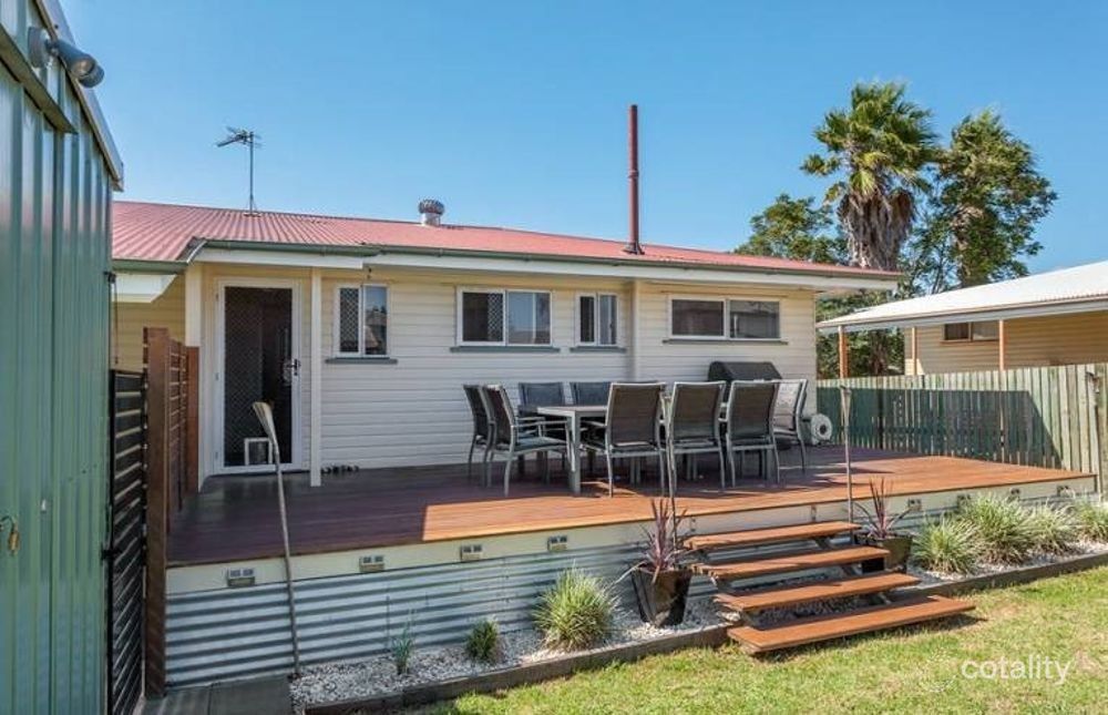 3 Mcmahon Cres, Newtown, QLD 4350
