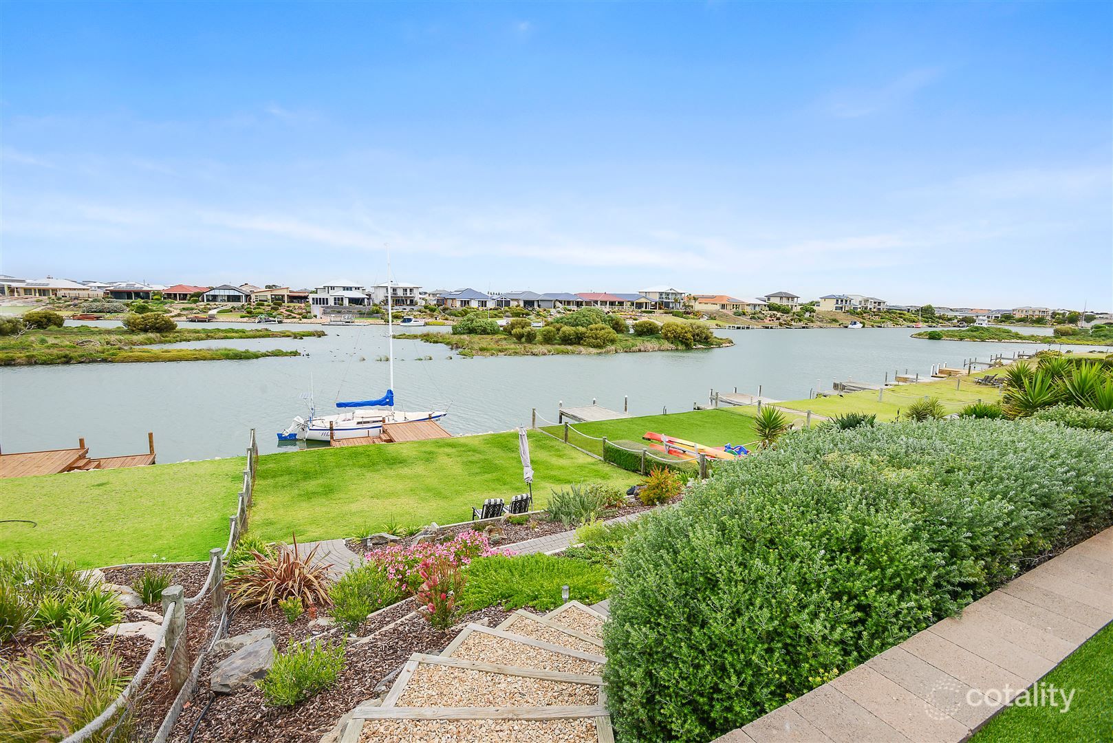 93 Blanche Pde, Hindmarsh Island, SA 5214