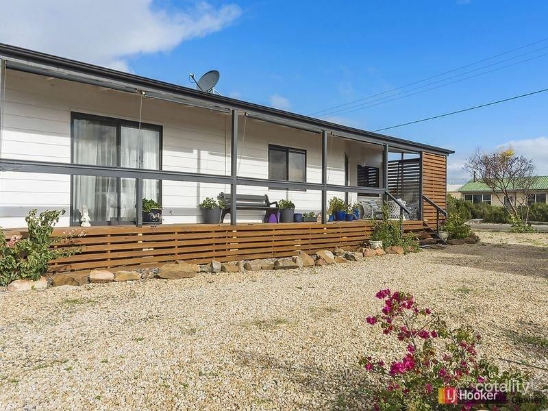 2 Godwit Ct, Thompson Beach, SA 5501