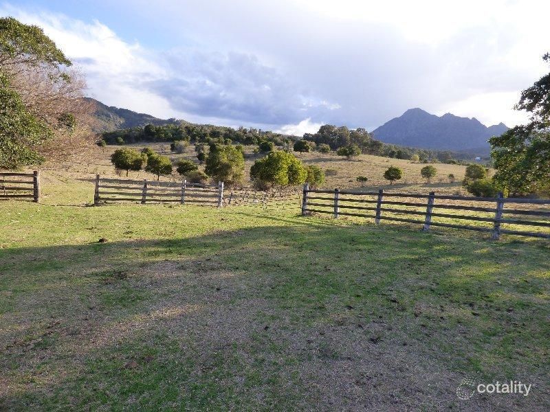 579 Upper Logan Rd, Mount Barney, QLD 4287