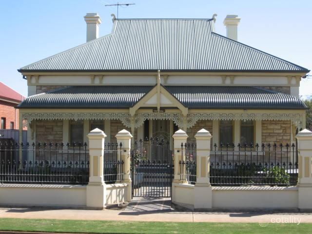 25 Kalgoorlie Rd, Largs Bay, SA 5016