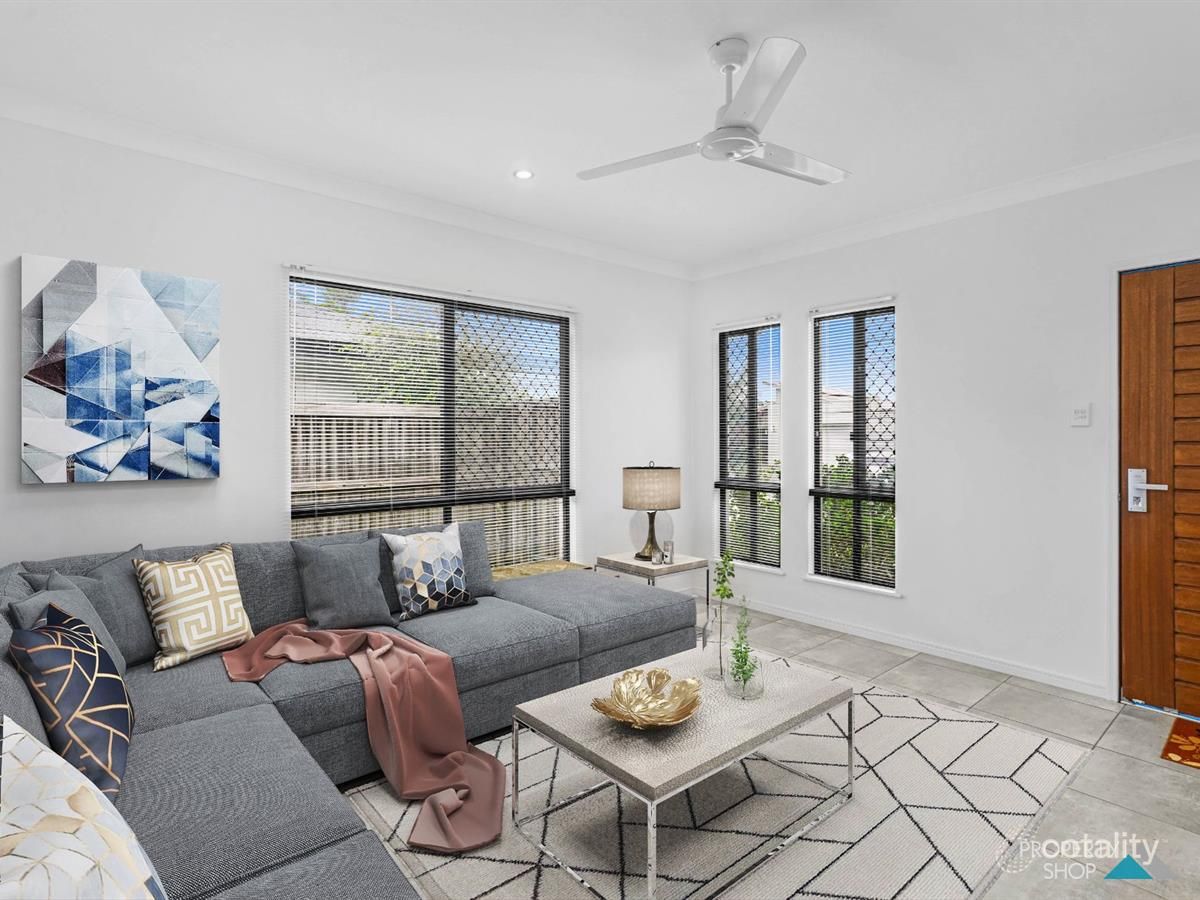 22 Quarterdeck St, Trinity Beach, QLD 4879