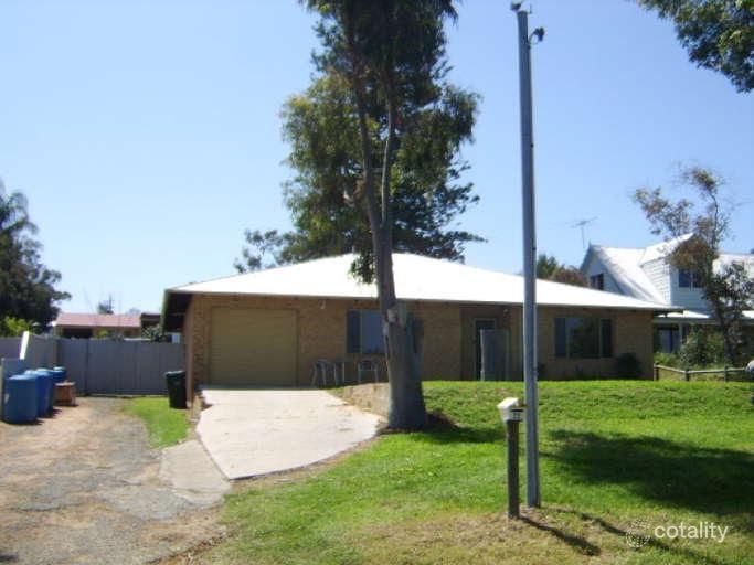 22 Fraser St, Gingin, WA 6503