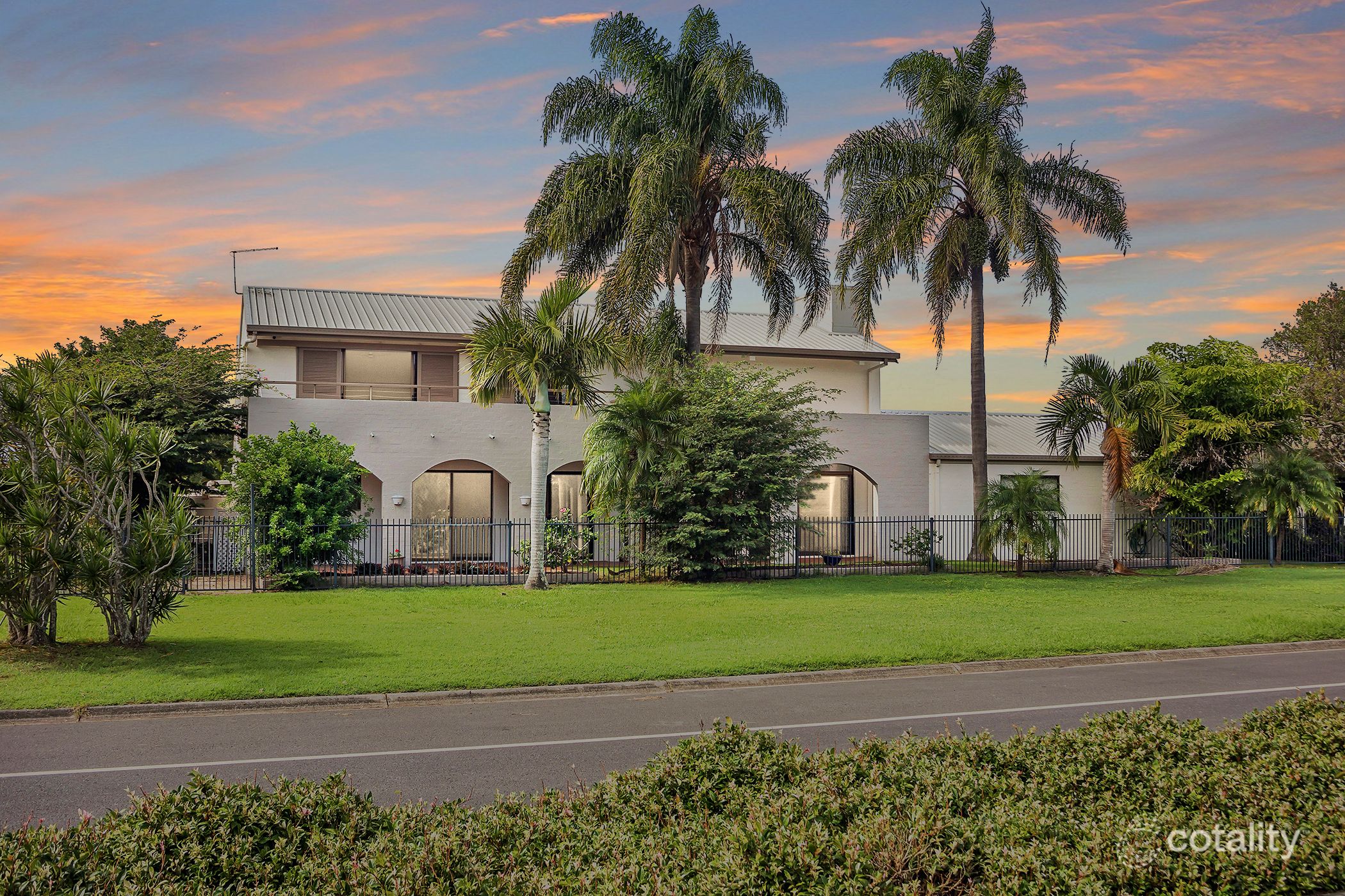 18 Venus Ct, Banksia Beach, QLD 4507