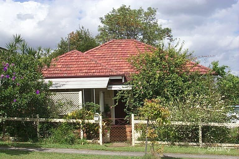 17 Bracken St, Moorooka, QLD 4105