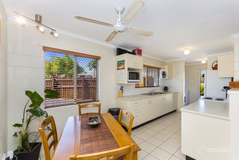 16 San Vito Cres, Rasmussen, QLD 4815