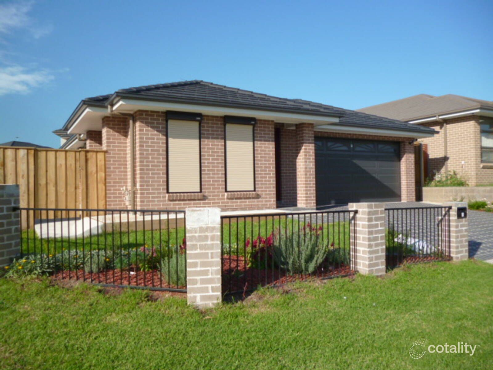 1 Yengo St, Minto, NSW 2566