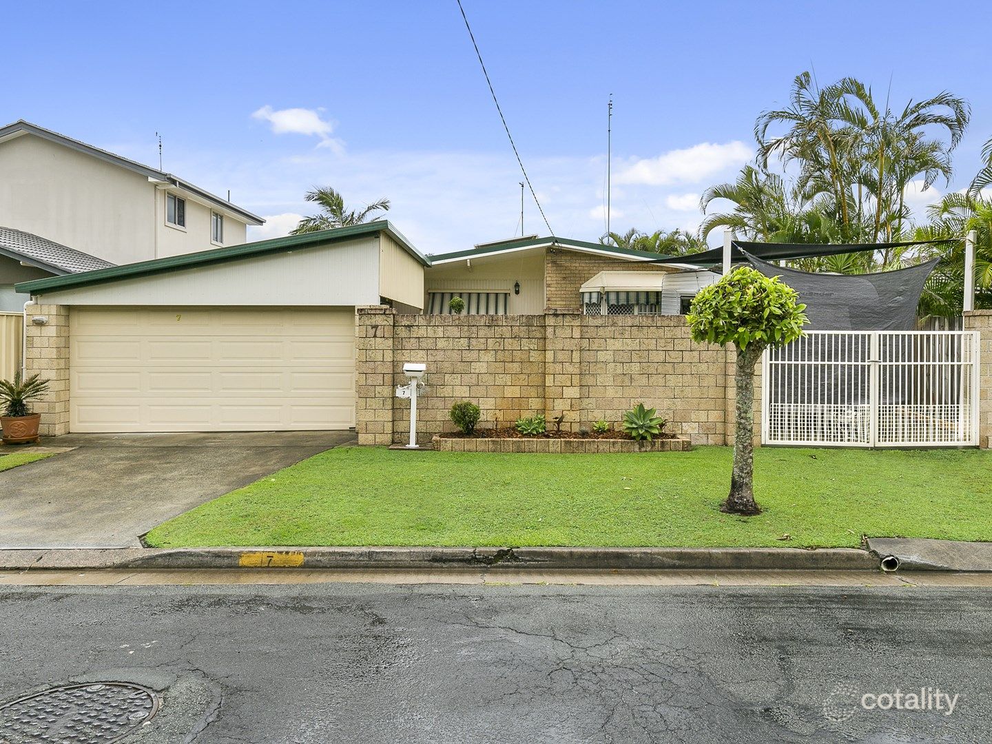 7 Tarni St, Coombabah, QLD 4216