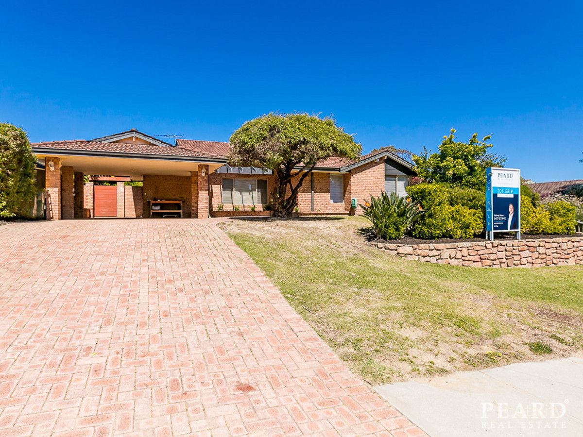 8 Trappers Dr, Woodvale, WA 6026