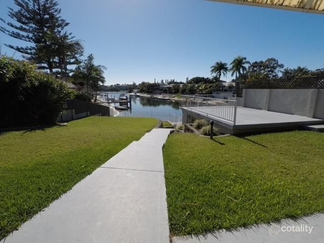 40 Cypress Dr, Broadbeach Waters, QLD 4218