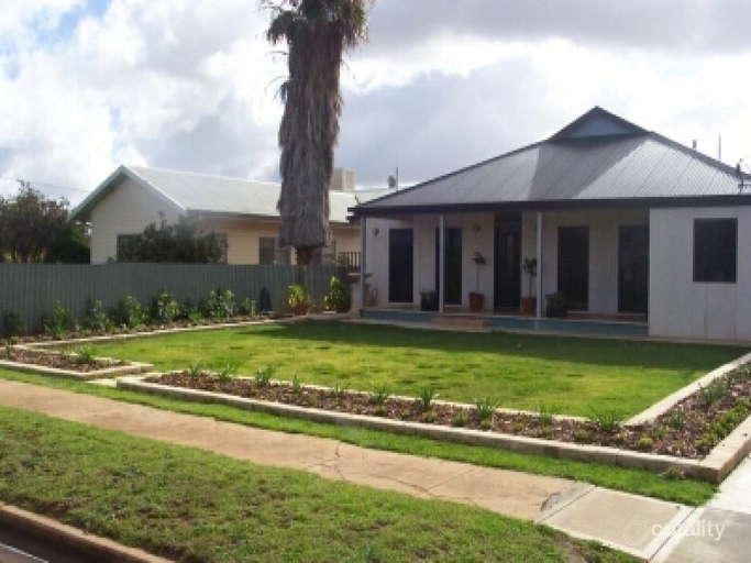 9 West Ave, Yenda, NSW 2681
