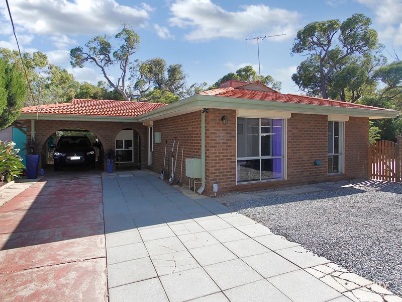 27 Bauhinia Rd, Forrestfield, WA 6058