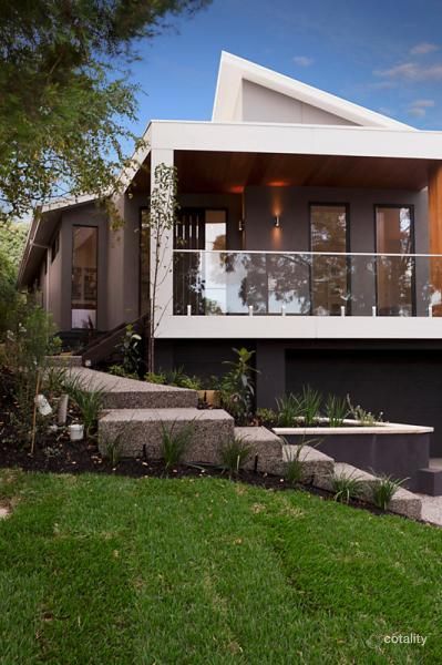 19 Panorama Dr, Croydon North, VIC 3136