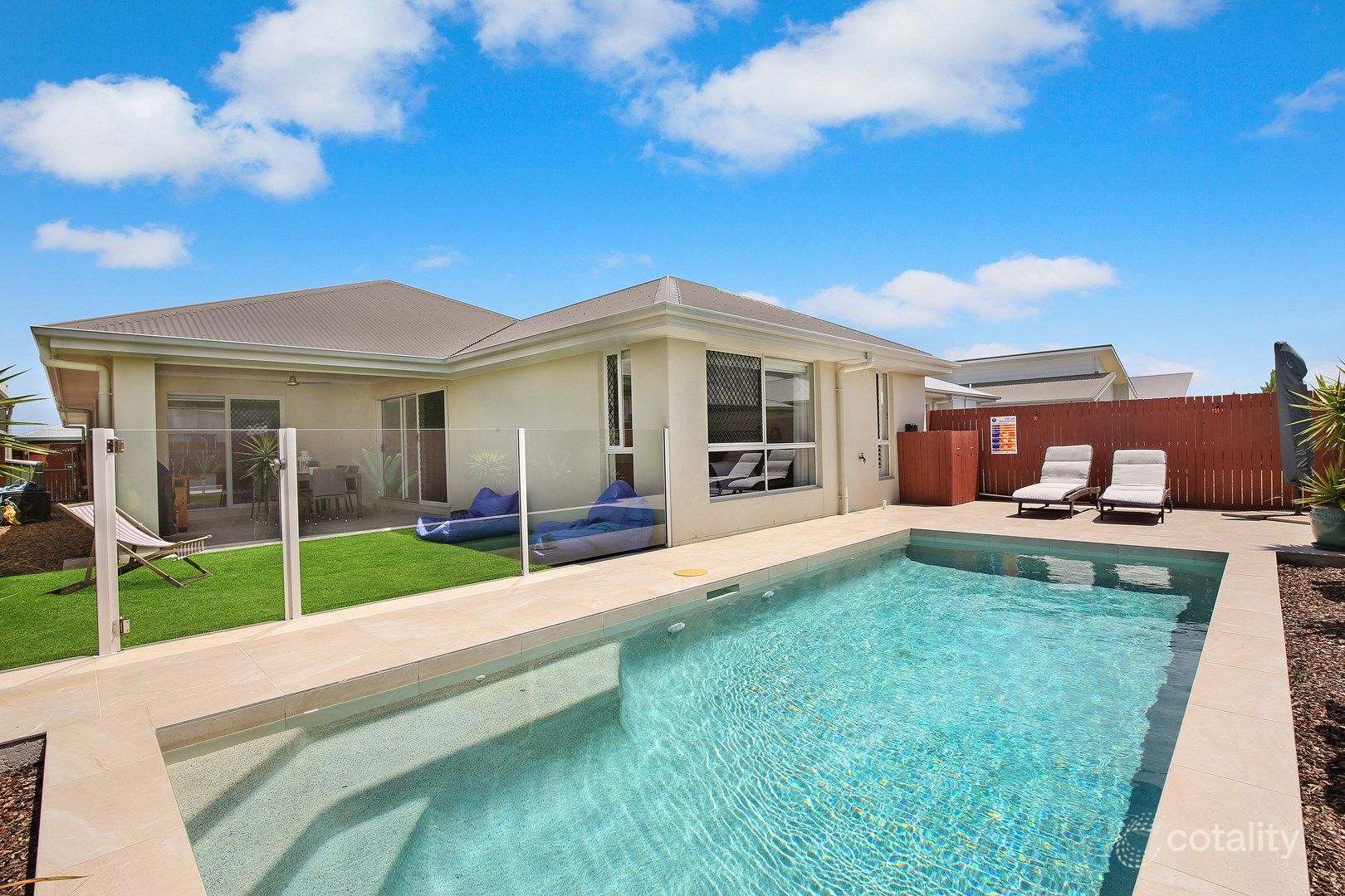 50 Brampton Cres, Mountain Creek, QLD 4557