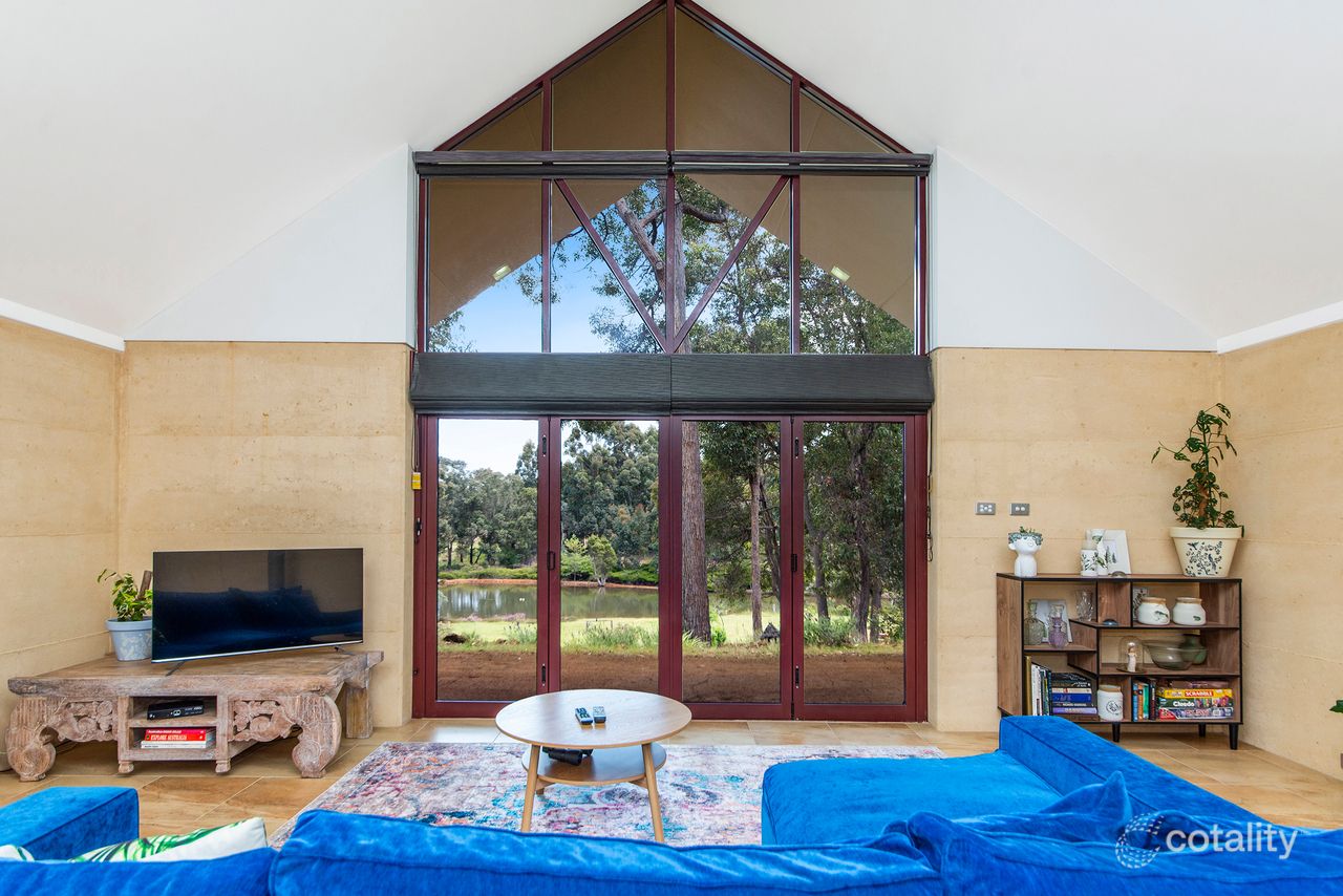 105 Johnston Rd, Jalbarragup, WA 6275