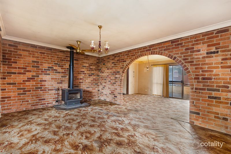 141 Golden Valley Dr, Glossodia, NSW 2756