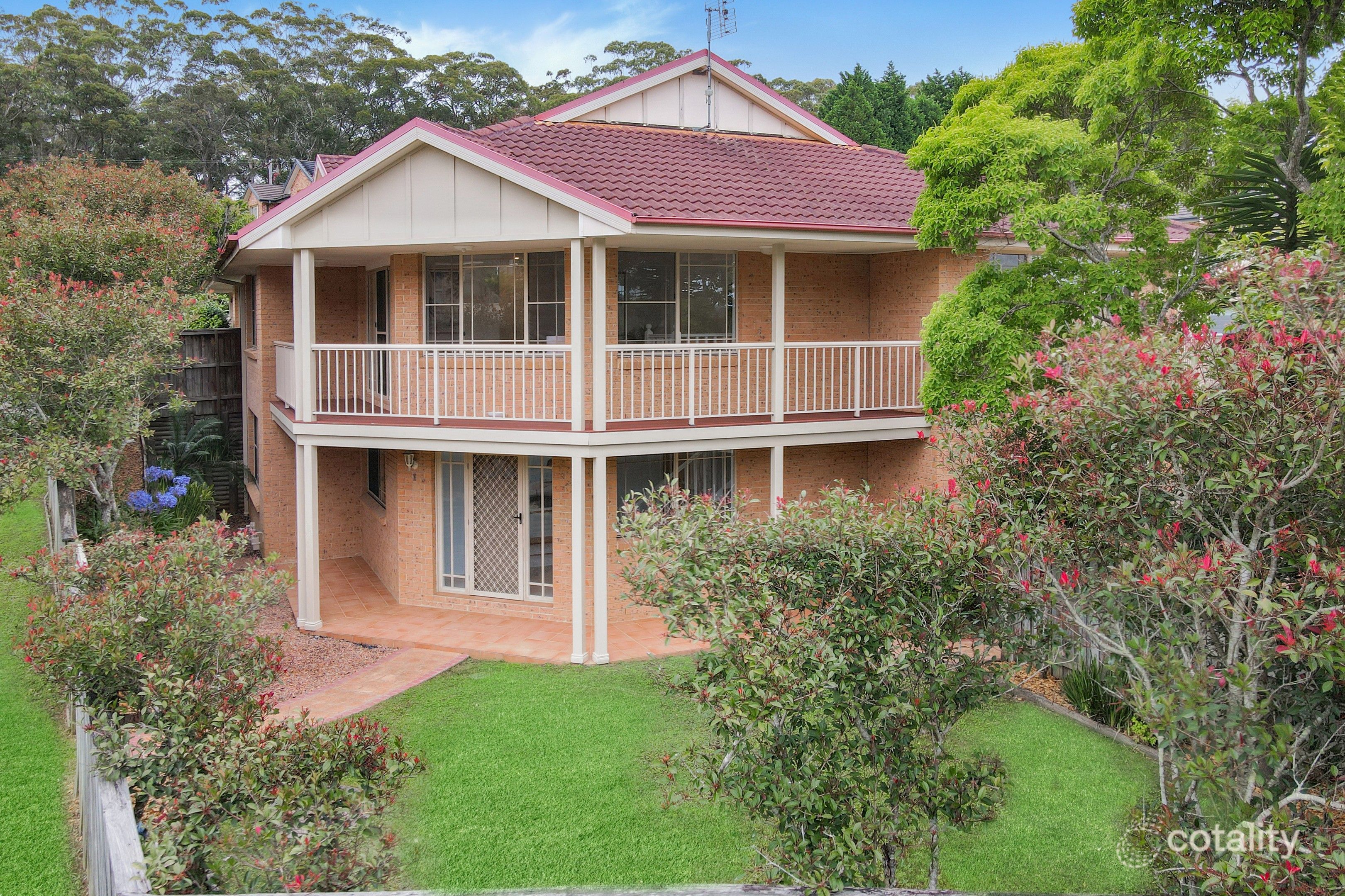 2/136 James Sea Dr, Green Point, NSW 2251