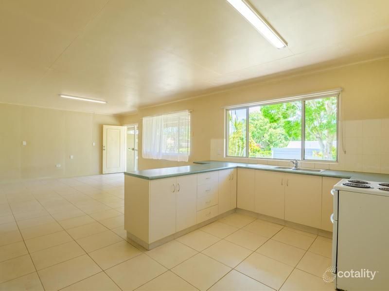 1/13 Dunkirk St, Svensson Heights, QLD 4670