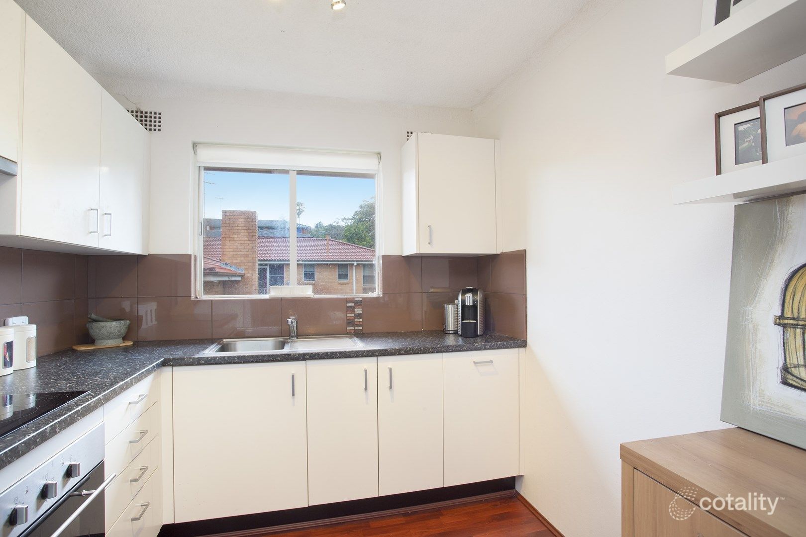 8/3 Wheeler Pde, Dee Why, NSW 2099