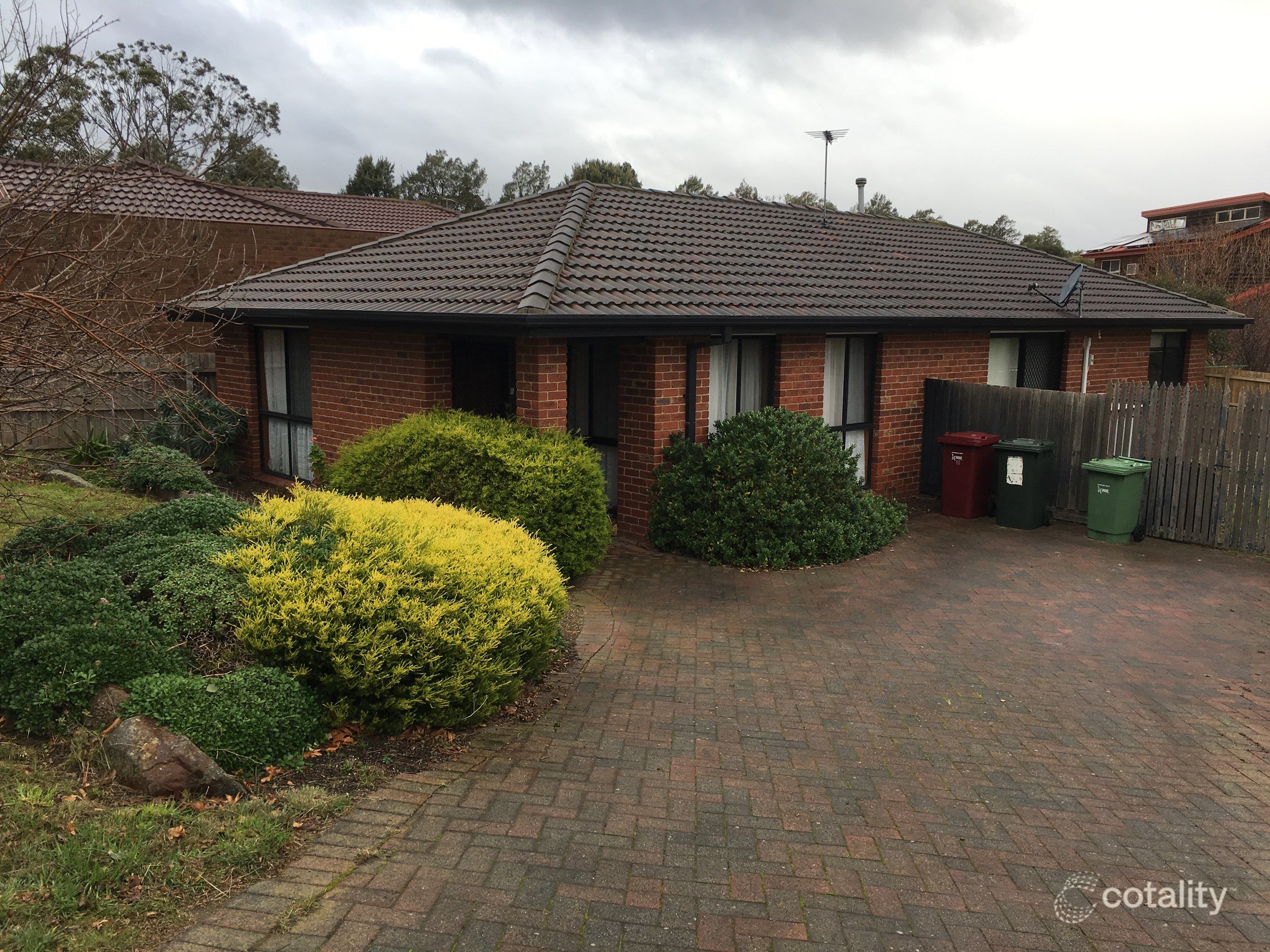 53 Phillip Dr, Sunbury, VIC 3429