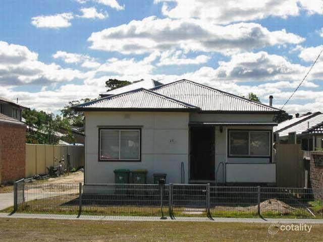 15 Brisbane Ave, Umina Beach, NSW 2257