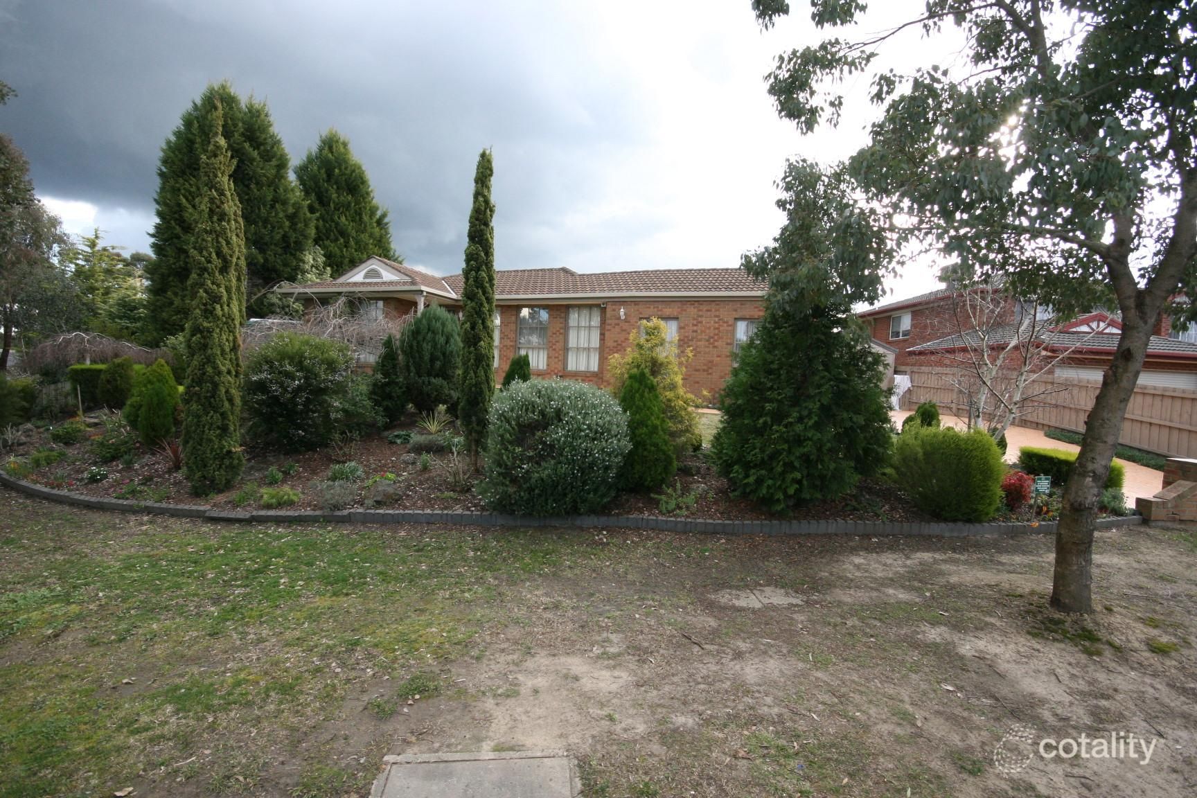 60 Eskdale Dr, Croydon Hills, VIC 3136