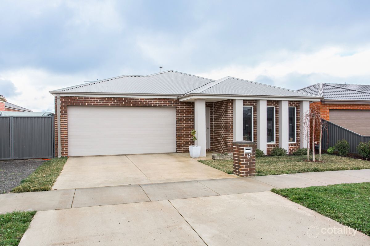12 Wade Pl, Lucas, VIC 3350