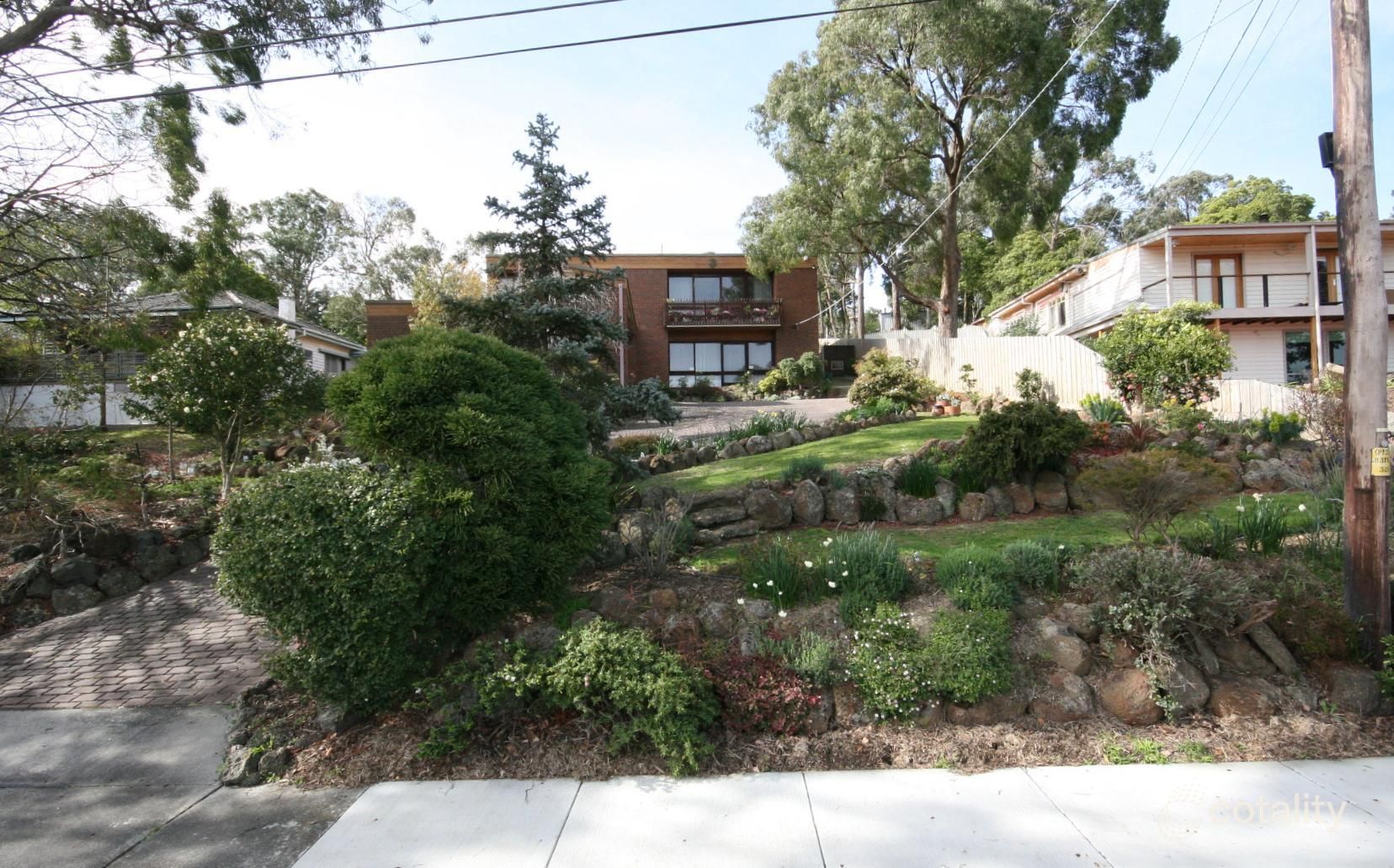 11 The Crescent, Ferntree Gully, VIC 3156