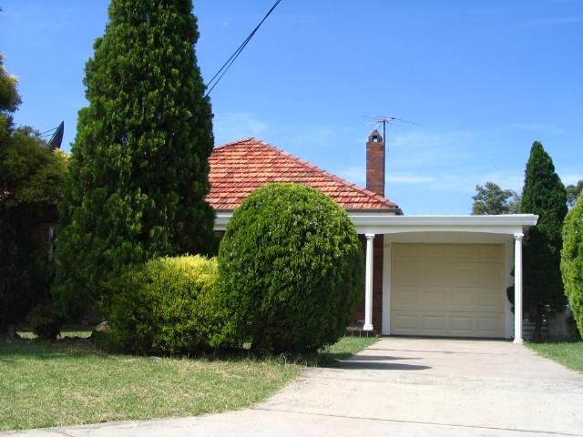 26 Proctor Ave, Kingsgrove, NSW 2208